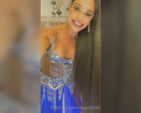 Magaly Vaz aka magalylilith OnlyFans - Someone would dance with