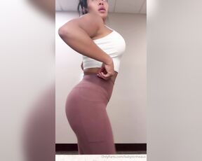 TS JANE Babylonheaux aka babylonheaux OnlyFans - Mean tuck and gym progress