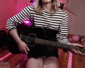 Julia Jane aka realjuliajane OnlyFans - Some guitar news! I am too lazy to edit these together so Also I kinda