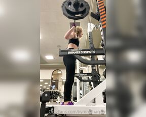 Kymmy Harper aka Kymmyharper OnlyFans - Workout videos!!! Box jumps and squats watch my ass cheeks and muscles push weight and do work 8