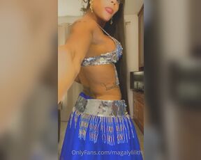 Magaly Vaz aka magalylilith OnlyFans - Someone would dance with