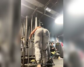 TCarol Diaz aka realcaroldiaz OnlyFans - A little bit of my fitness routine