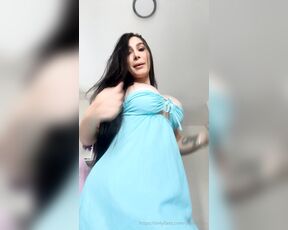 Cloe White aka cloewhitex OnlyFans - Lets dance the night away