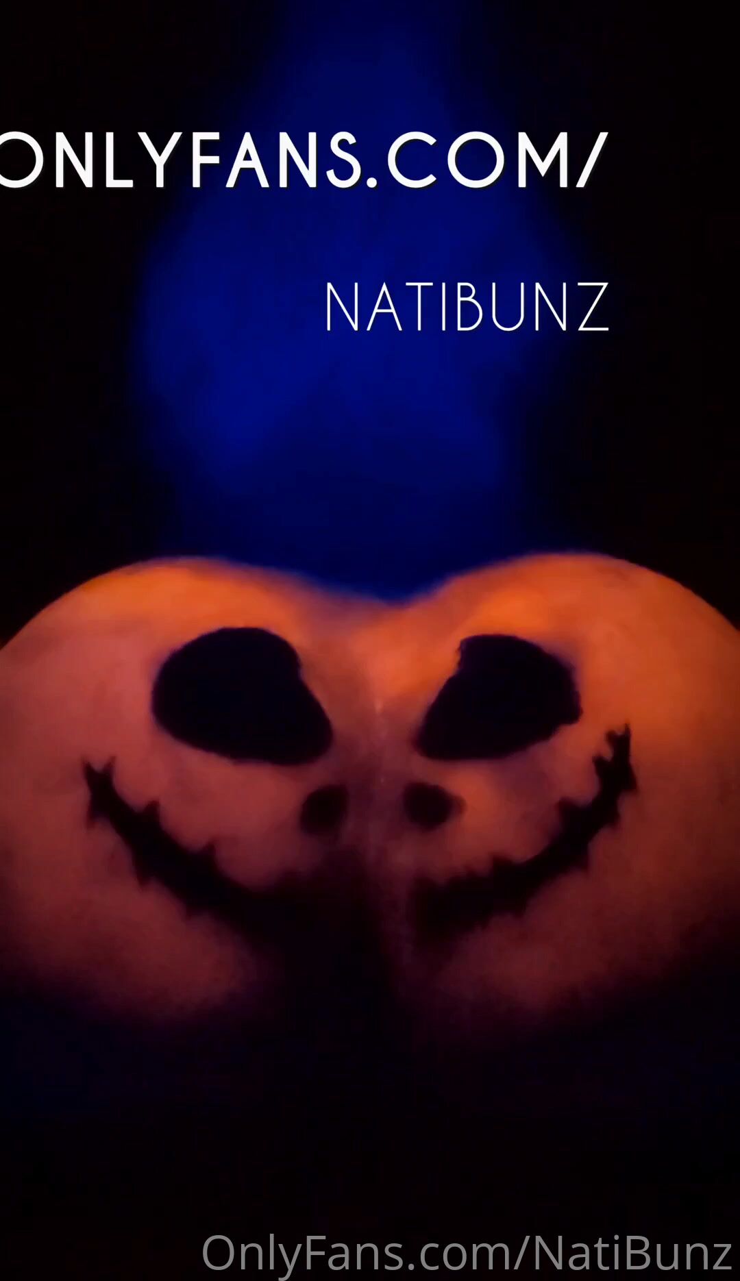 NαƚιBυɳȥ aka natibunz OnlyFans - Ever fuck a pumpkin before lol Happy  Halloween - XXX shemale video available for online viewing on X-tg.