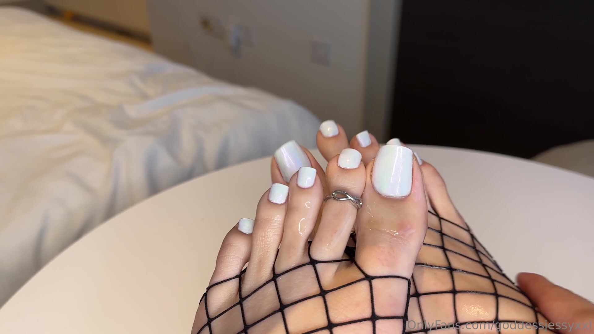 Goddessjessyxxl NO PPV aka Goddessjessyxxl OnlyFans Perfect toes  