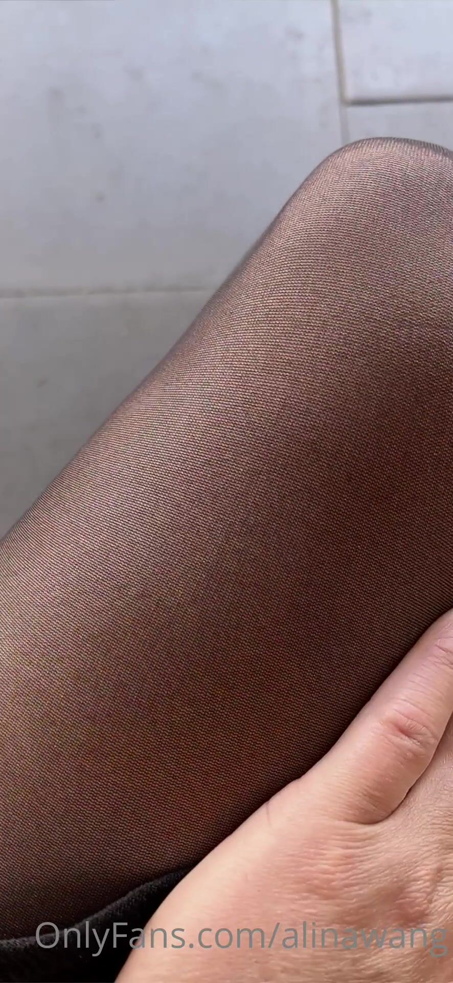 Alina Wang aka alinawang OnlyFans - Your daily pantyhose dose… black sheer  pantyhose on London tube - XXX shemale video available for online viewing  on X-tg.