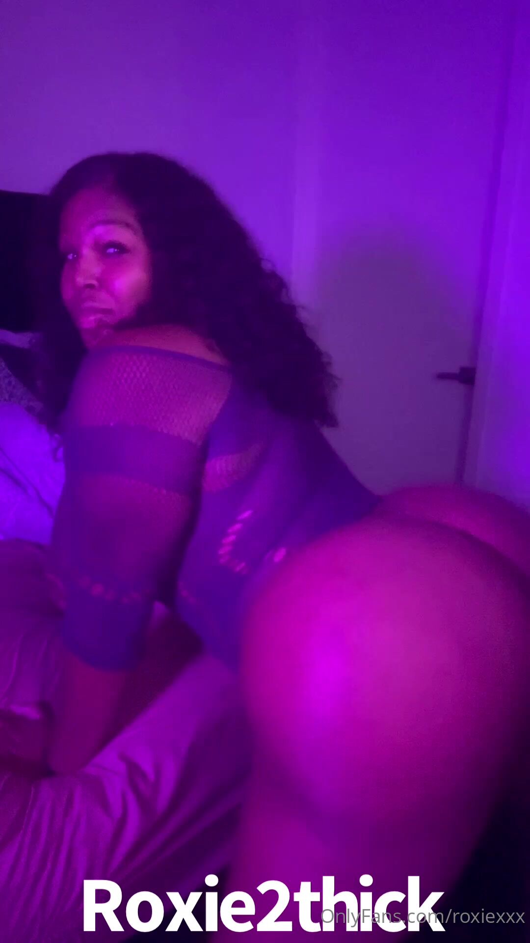 ROXIE2THICK aka Roxiexxx OnlyFans - FULL VIDEO The way I let @kingchevyxxx  dig in this so he could give me all his nut he saved up for - XXX shemale  video available